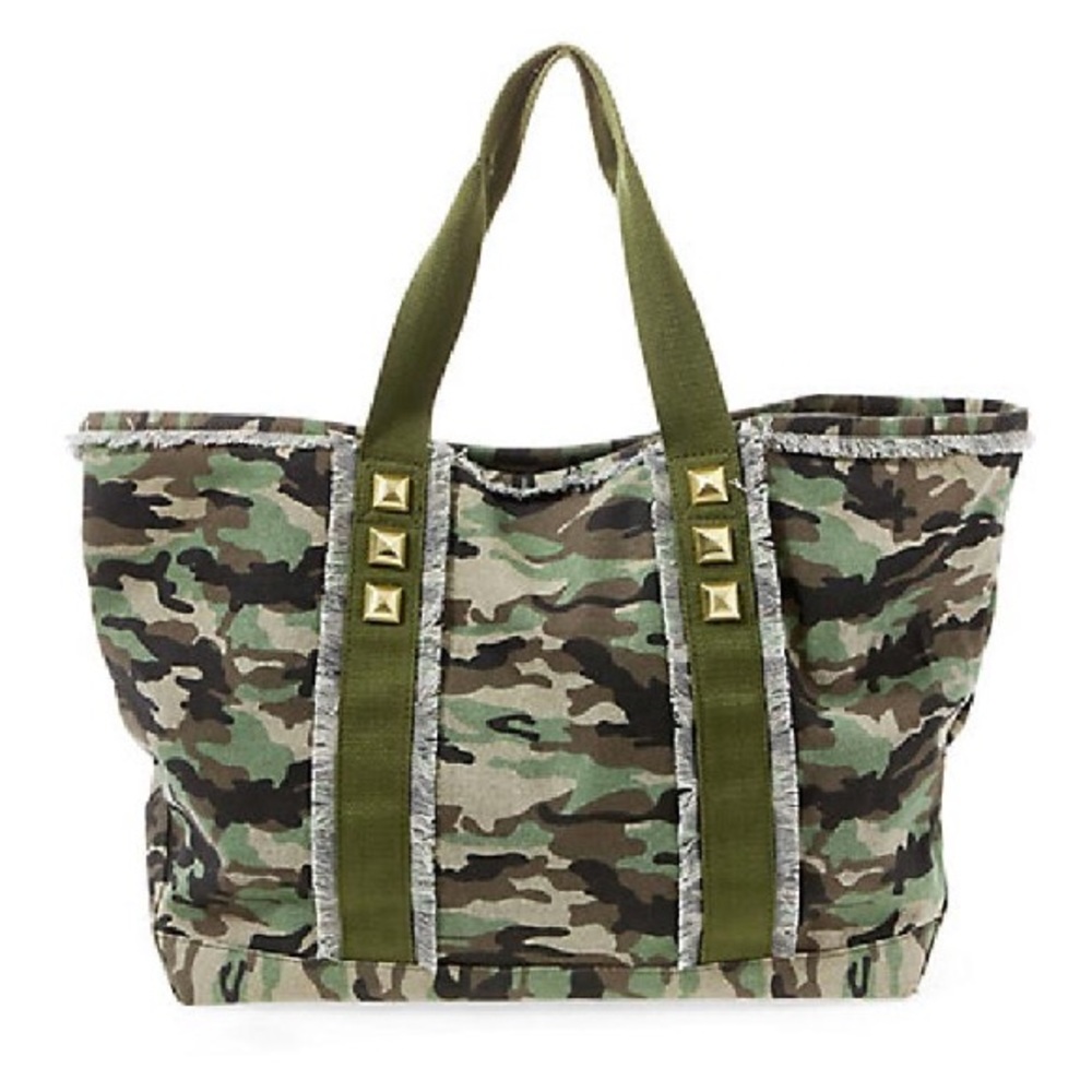 Army tote with gold studs ! Small pocket inside !